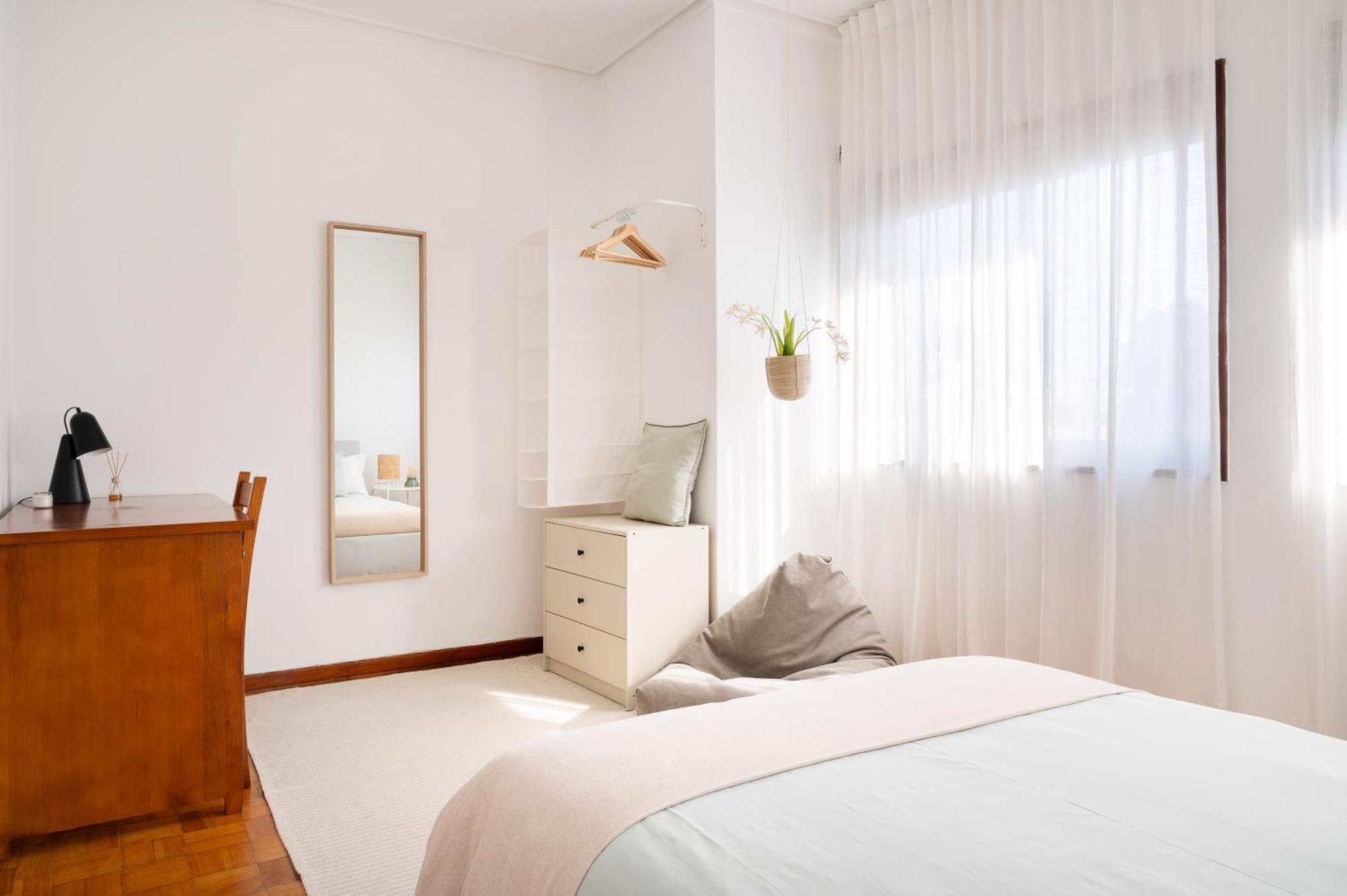 ! Bright 2br Hammock Flat ! Praca Da Republica Apartment